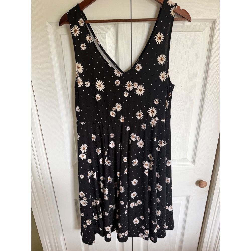 Torrid Black Daisy Polka Dot Sleeveless Skater Dress Womens 1 Plus Sunflower - Picture 3 of 11